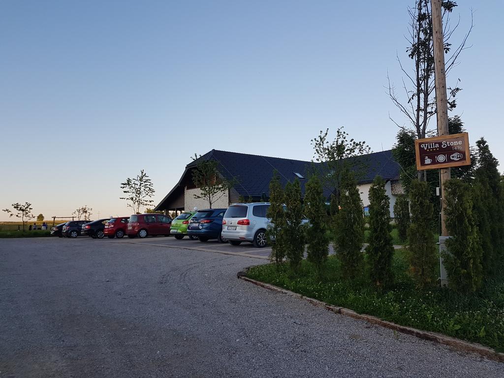 Stone 4* Rakovica