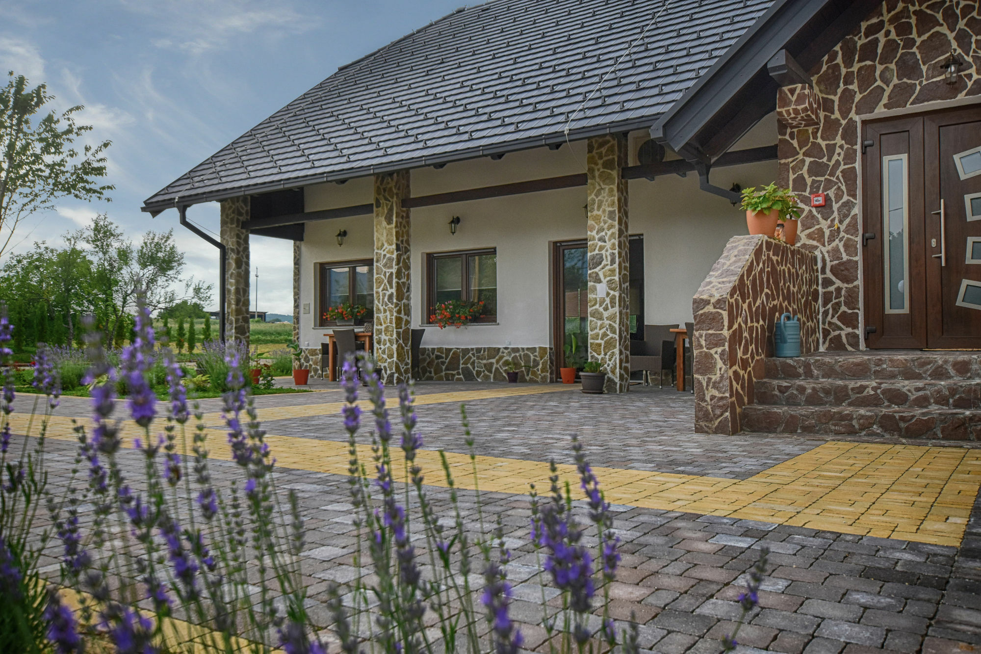 Stone 4* Rakovica